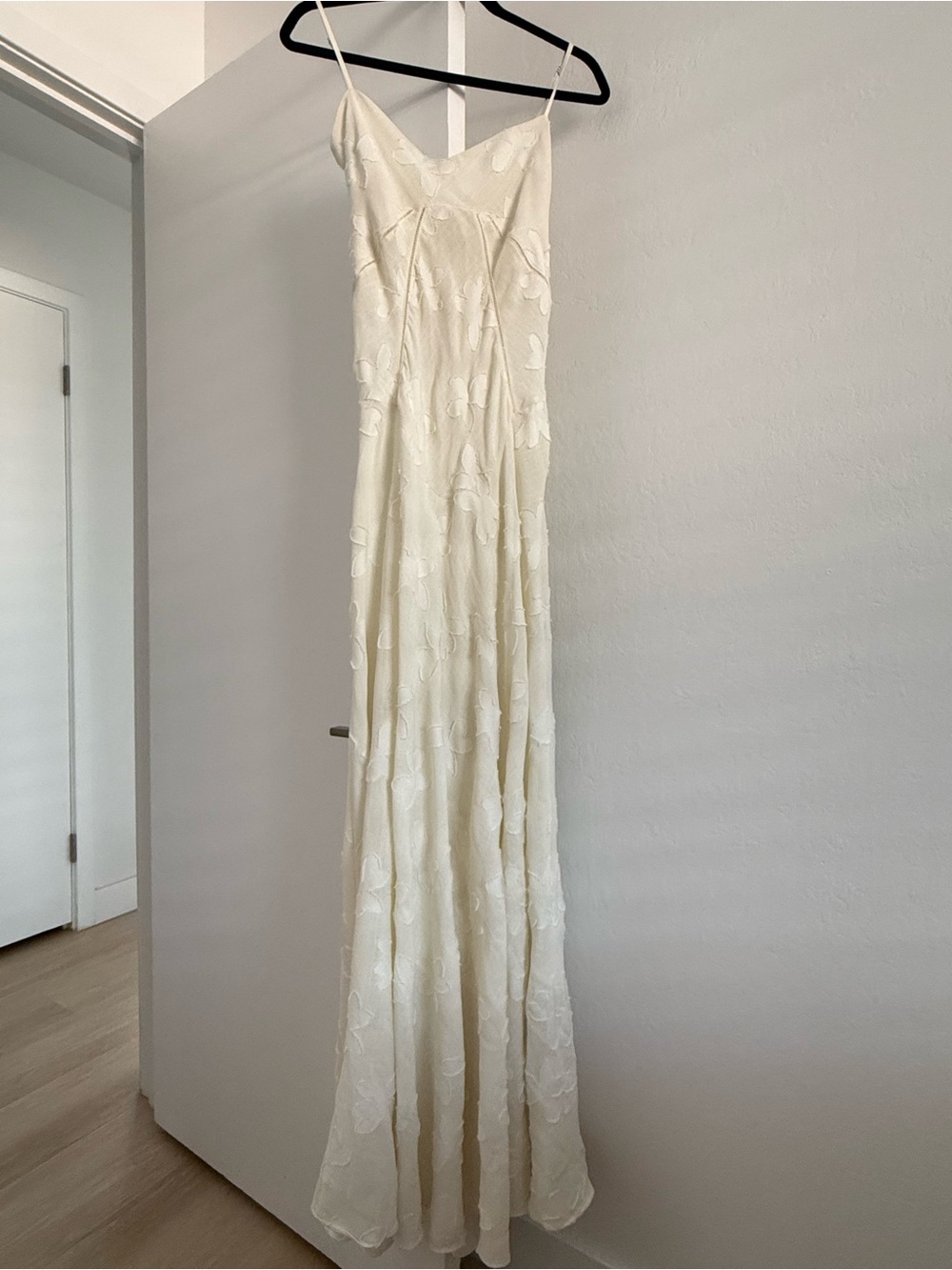 House of CB Ivory Floral Appliqué Maxi Dress - Picture 2 of 4